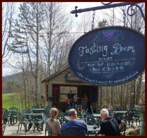 Chateau Meichtry Patio - GaMountainsGuide