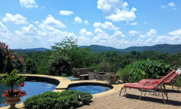 Cherrywood Ranch vacation rental with private pool near Currahee Vineyard & Winery
