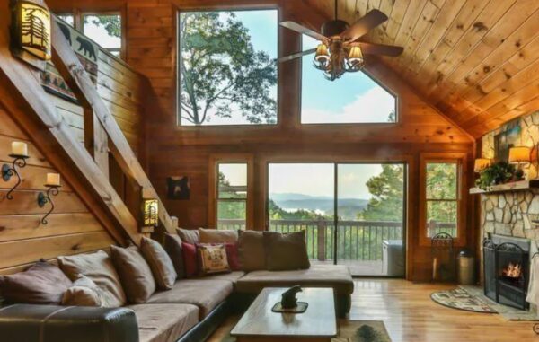 Mountain Lake Escape vacation rental in North Georgia