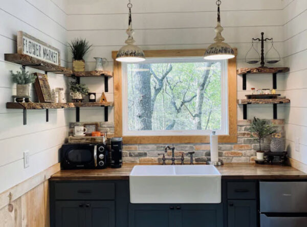 Al's Nest Treehouse Rental Dahlonega GA