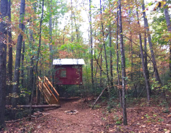 Secluded Treehouse Rental at Nacoochee Adventures