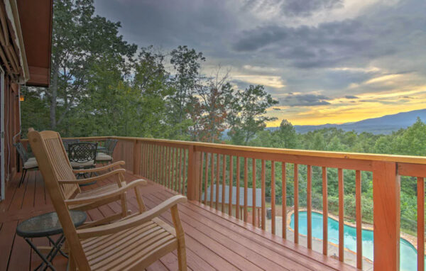 Sunset Mountain Cabin with Private Pool near Helen