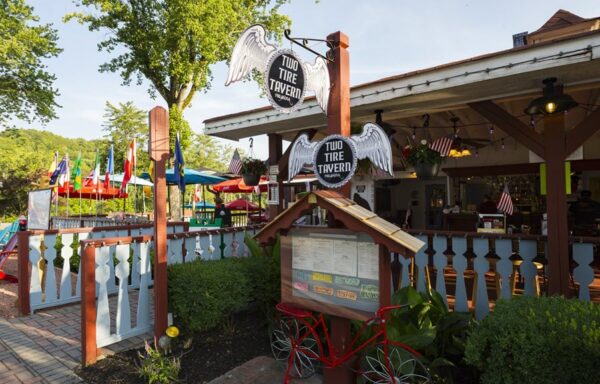 Two Tire Tavern in Helen GA