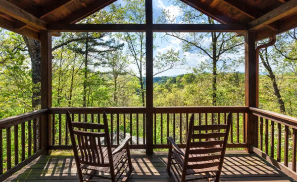 Private Master Bedroom Deck at Sarah’s Mountain Hideaway near Ellijay