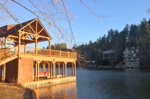 North Georgia Lakefront Vacation Rentals on Lake Rabun