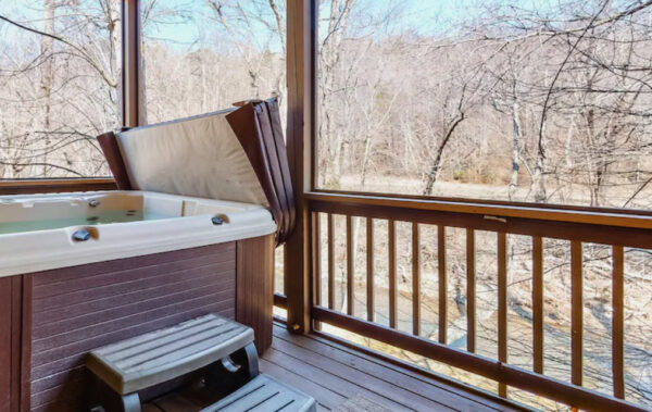 Helen Chattahoochee Riverfront Townhome