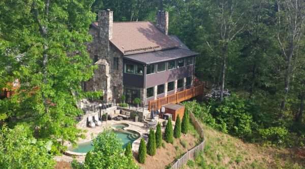 Vineyard Cottage at Wolf Mountain Vineyards in Dahlonega Georgia