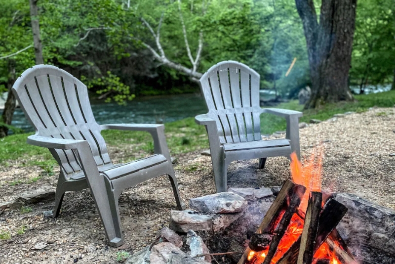 Chestatee River Retreat vacation rental near Dahlonega with river access for gold panning